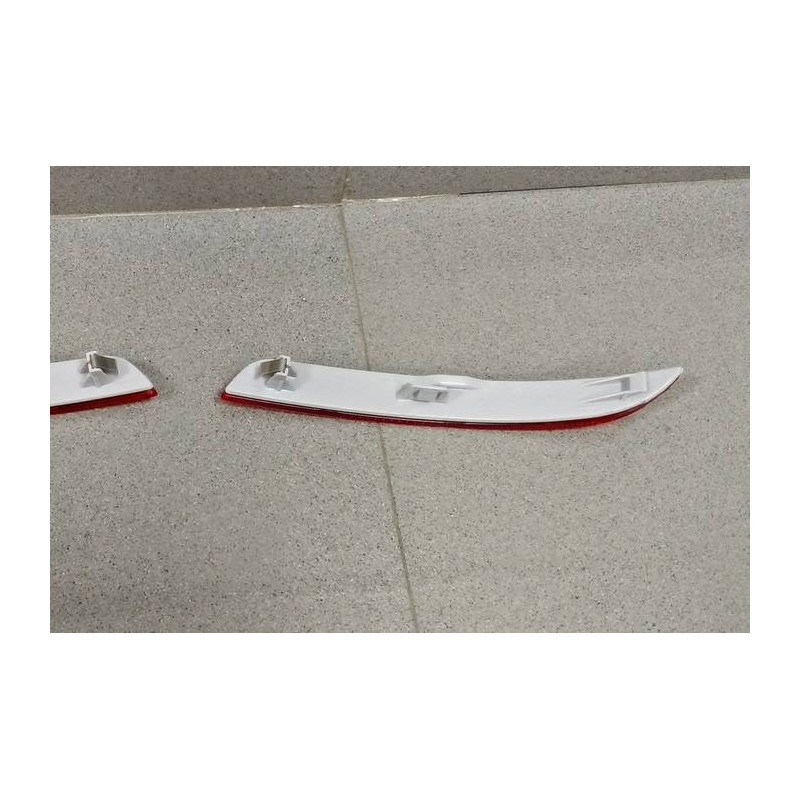 CATADIOPTRICOS REAR BUMPER BMW F30-F31 LOOK M-TECH