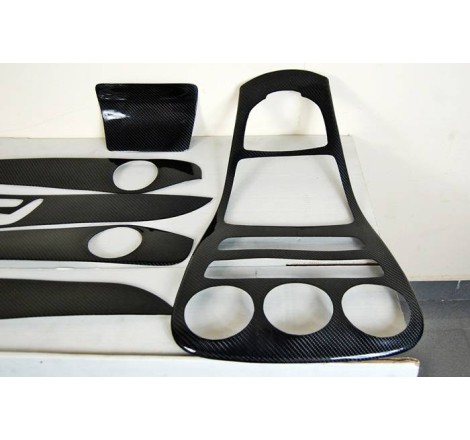 INTERIOR CARBONO MERCEDES W205 2014-2018 4 Puertas / Coupe 6 PIEZAS