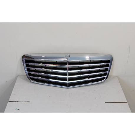 Front Grill Mercedes W211 02-09 Look AMG