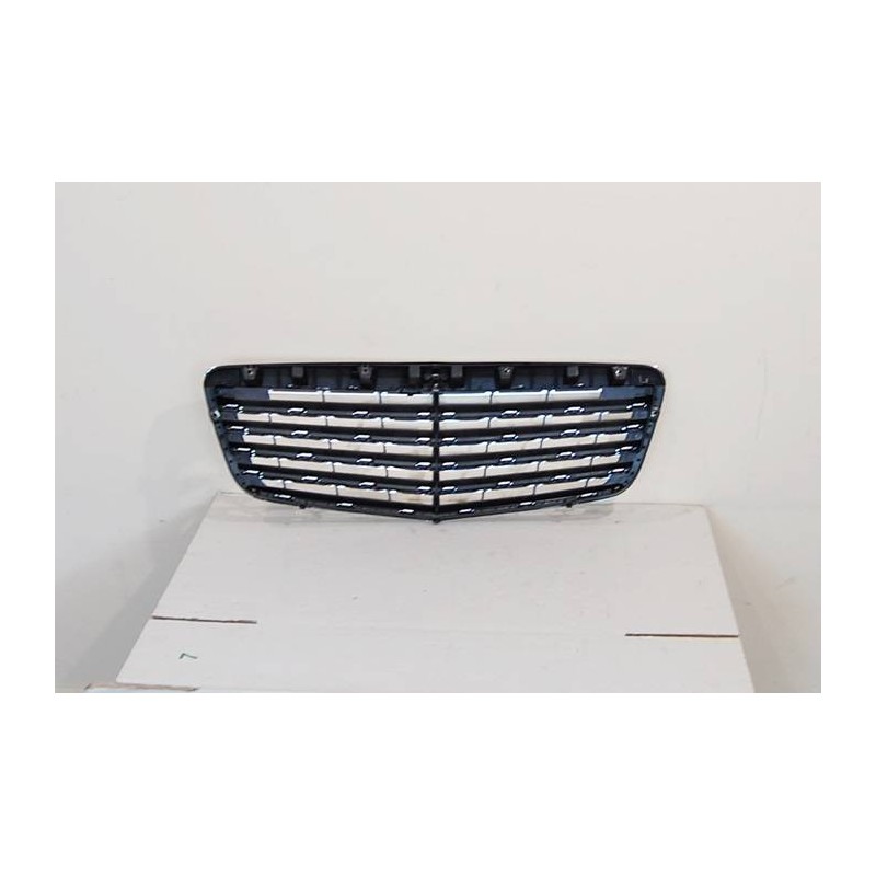 Front Grill Mercedes W211 07-09 Facelift Look AMG