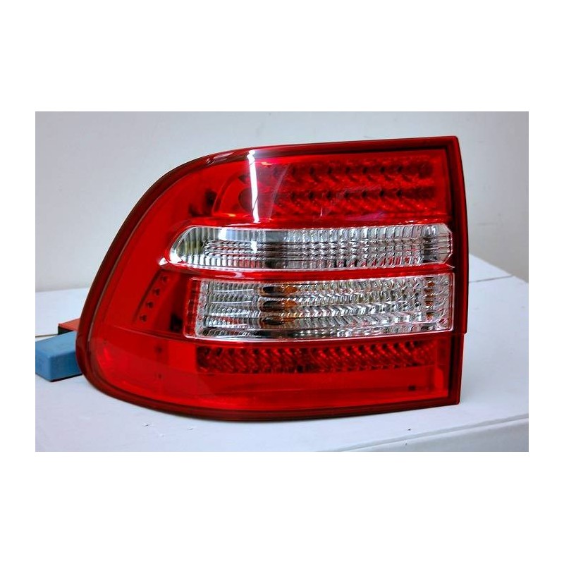 FANALI POSTERIORI PORSCHE CAYENNE '03 LED RED