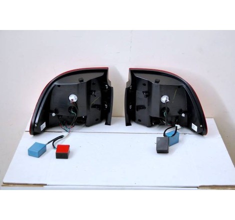 FANALI POSTERIORI PORSCHE CAYENNE '03 LED RED
