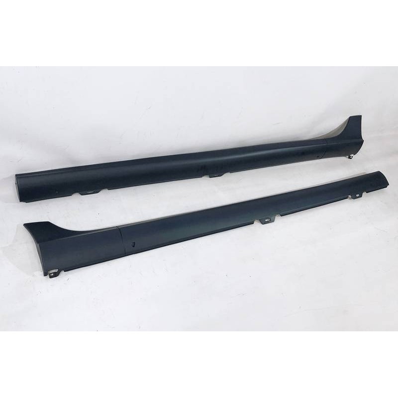 Side Skirts Volkswagen Golf 5, Look R32