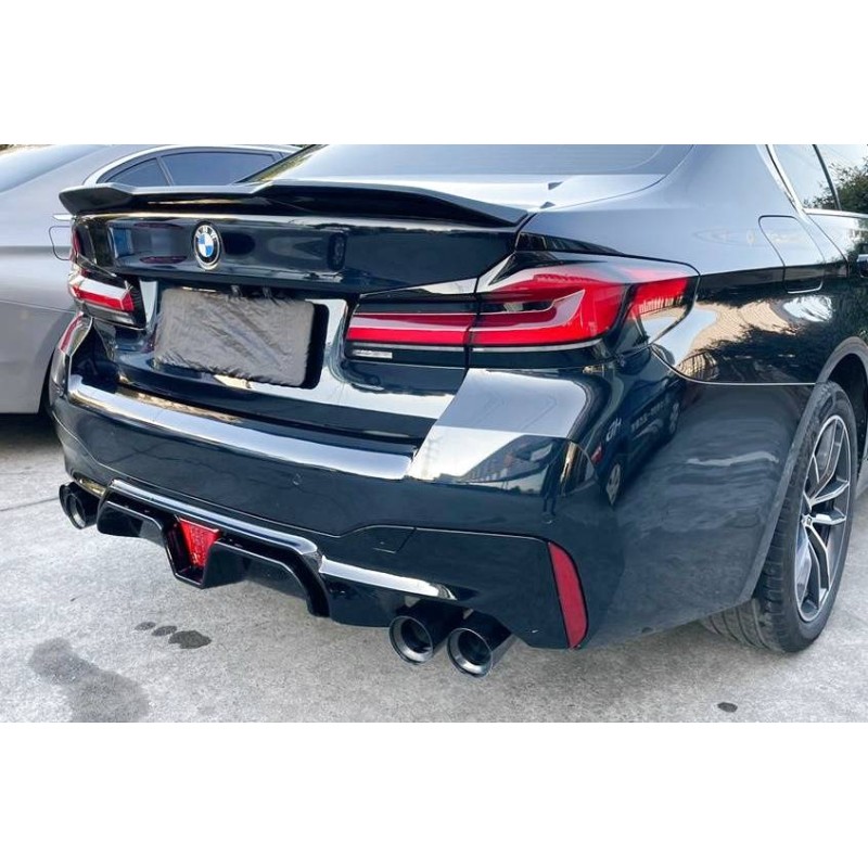 Rear Diffuser BMW G30 / G31 Look M5 CS Glossy Black