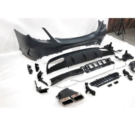 Kit De Carrosserie Mercedes W205 2014-2018 4P Look AMG C63