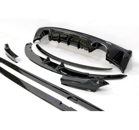 Kit Estetici BMW F22 / F23 M Performance Nero lucido