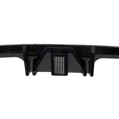 Difusor Trasero BMW G80 / G82 look M Performance Brillante Negro Luz de freno led