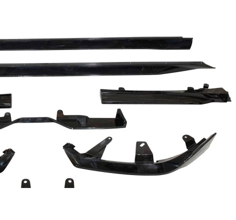 Kit Estetici BMW G60 Look M Performance Nero lucido