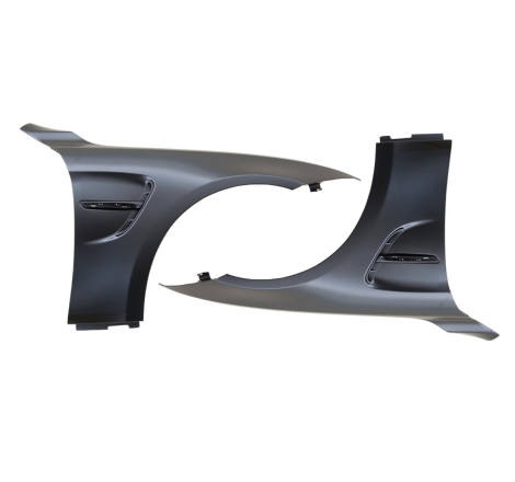 Kit Estetici  BMW F32 / F33 Look M4