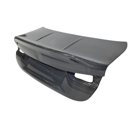 Kit Estetici BMW G22 Look CSL Carbonio