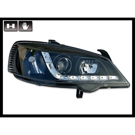 PHARE AVANT LUMIÈRE DE JOUR OPEL ASTRA G, FOND EN NOIR